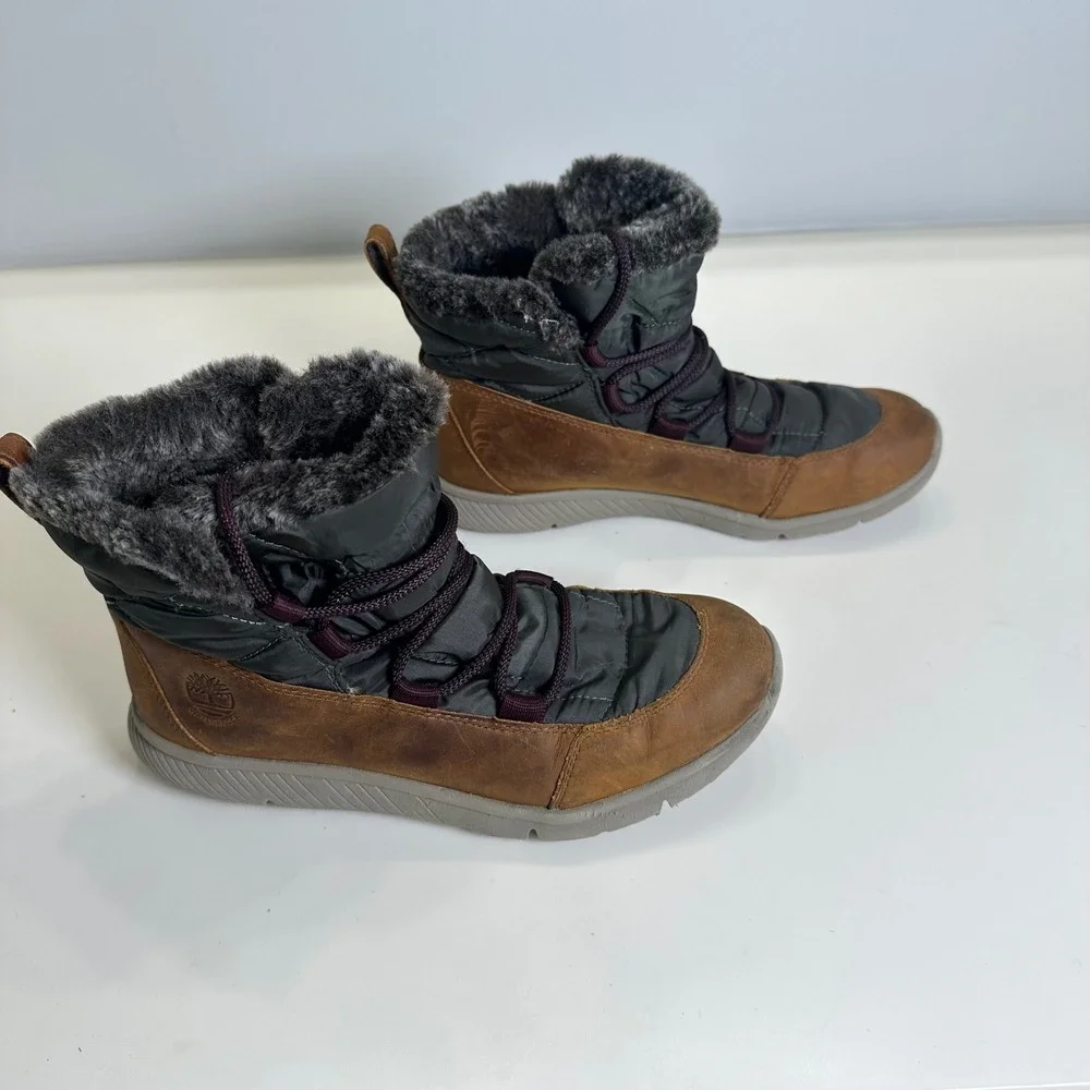 Timberland Courmayeur Valley Waterproof Boots Brown Leather Faux Fur A23BP 6.5